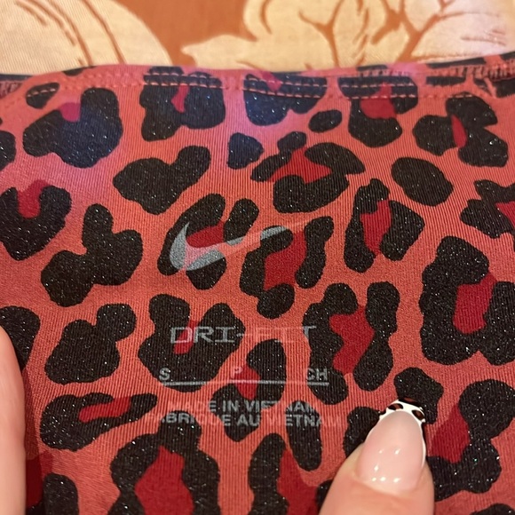 Nike Training Dri-FIT One Tight Glitter Leopard Pack leggings S - Picture 5 of 10